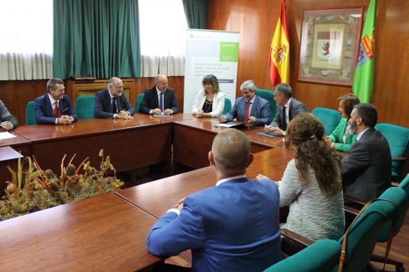 Firmado un acuerdo de colaboración entre la Universidad de León y Wolters Kluwer 4