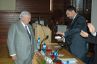 Entrega de la insignia de oro del ESTIA a David Álvarez