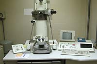 Microscopio Electrónico de Transmisión JEOL 1010
