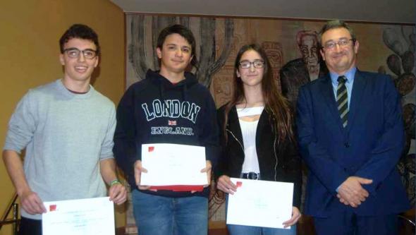 Dos alumnos de León y uno de Ponferrada acudirán a la Fase Regional de la 55 Olimpiada Matemática 3