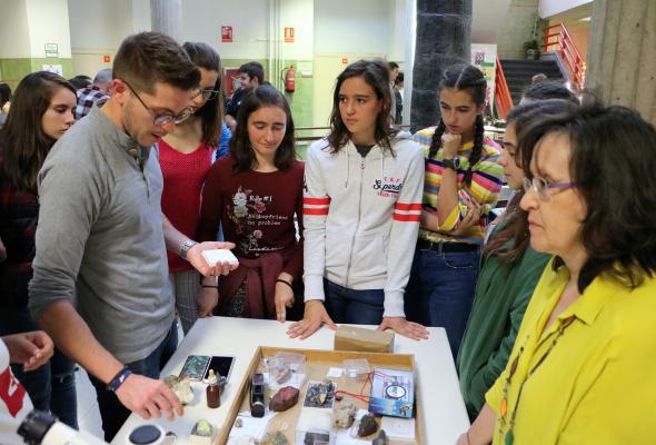 Más de 40 alumnas de ESO participan en la segunda edición del 'STEM Talent Girl' de la ULE 5