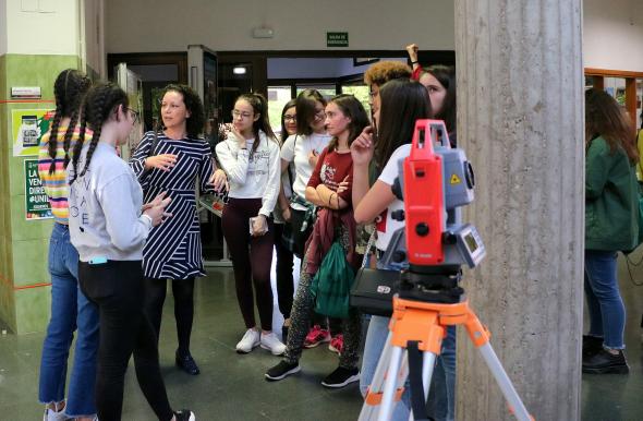 Más de 40 alumnas de ESO participan en la segunda edición del 'STEM Talent Girl' de la ULE 6