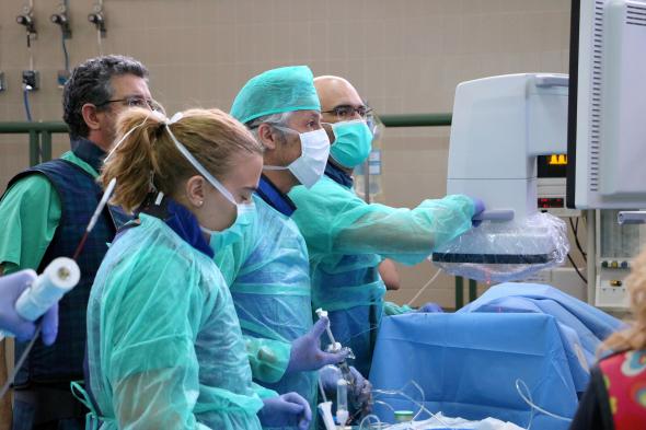 ULE y Hospital de León imparten un taller práctico sobre innovadoras técnicas en cardiología intervencionista 1