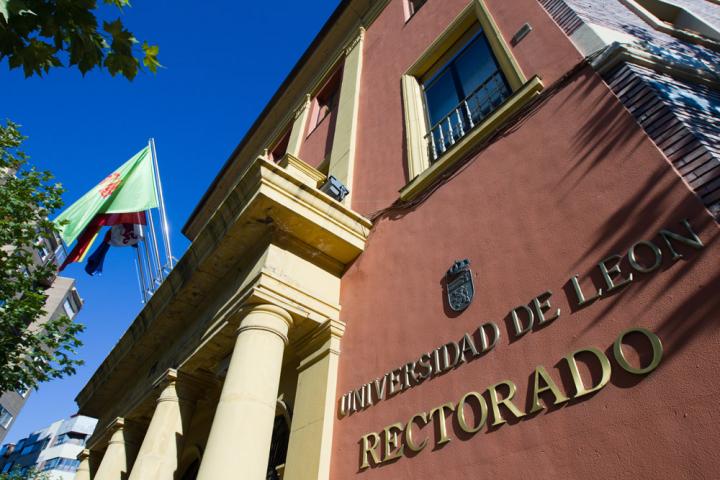 Localización e historia Universidad de León