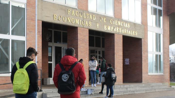 La Facultad de Ciencias Económicas celebra el lunes la jornada ...